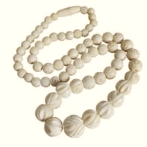 Vintage Vegetable Ivory Art Deco Necklace - Picture 16 of 16